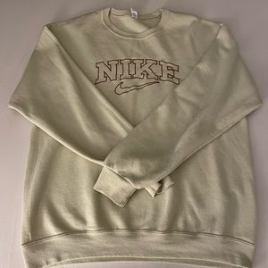 Nike crew neck sweatshirt